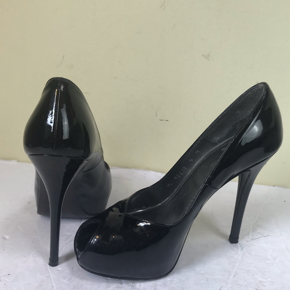 Stuart Weitzman Victoria Peep Toe Patent Leather Shoes Pumps Heels Stilettos Blk